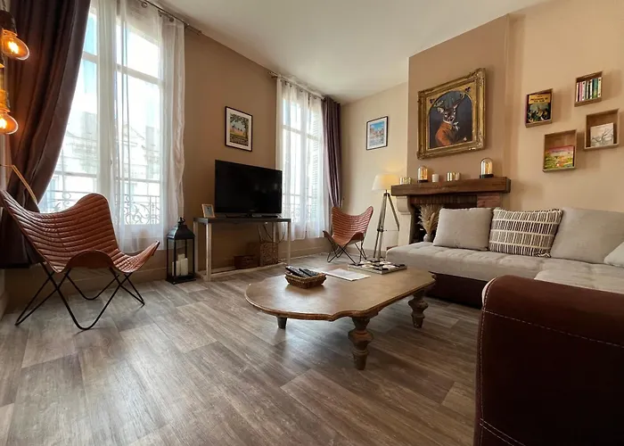 Cote Chateau - Grand Appartement Au Coeur De Blois